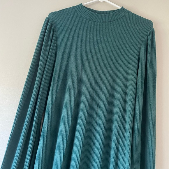 NWT Hollister Cozy Mockneck Mini Dress, Dark Green - Picture 3 of 9